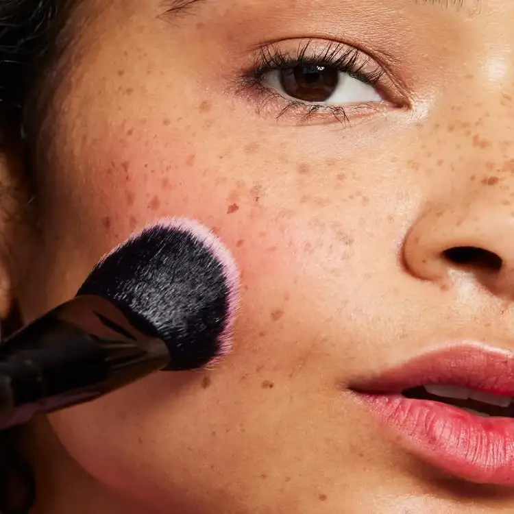 e.l.f. Stain & Tint Blending Brush Brocha de rubor de maquillaje con cerdas densas
