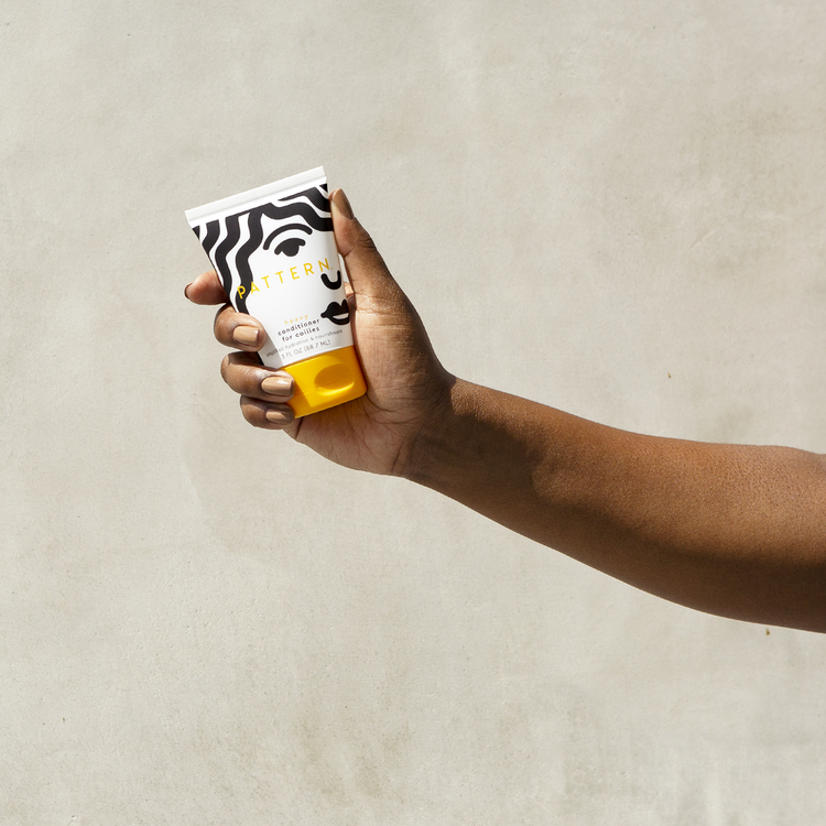 Heavy Acondicionador para rizos tamaño viaje complemento para el cabello