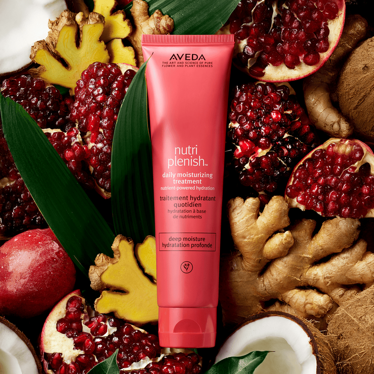 Nutriplenish Tratamiento diario hidrata y nutre el cabello seco y opaco