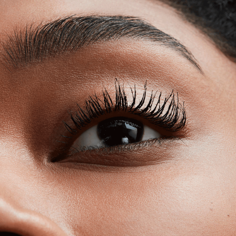 Magic Extension Mascara Máscara de pestañas alarga, riza y da volumen