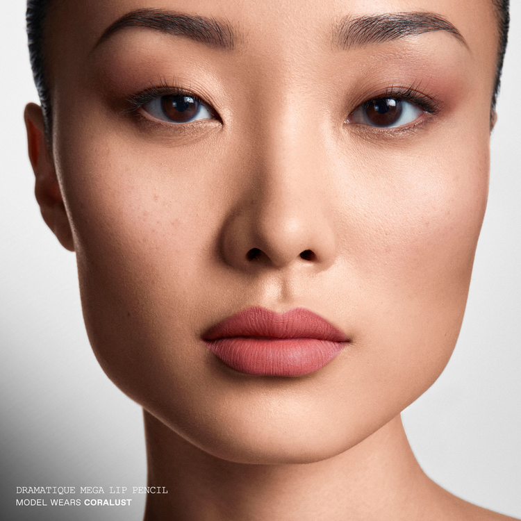Dramatique Mega Lápiz labial aplicación precisa