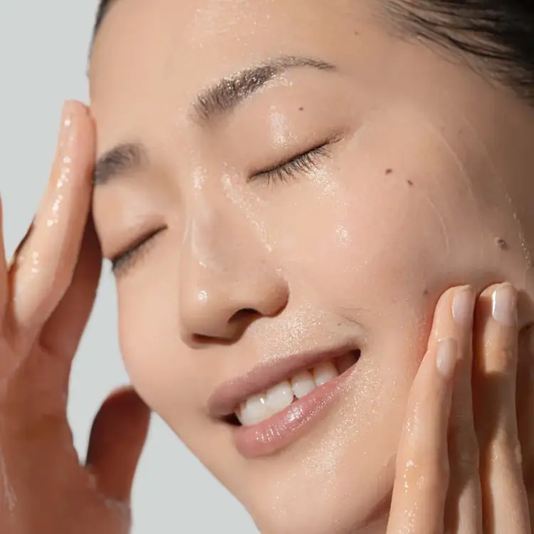 Daily Glycolic - Limpiador facial, con ácido glicólico, limpia y acondiciona la piel