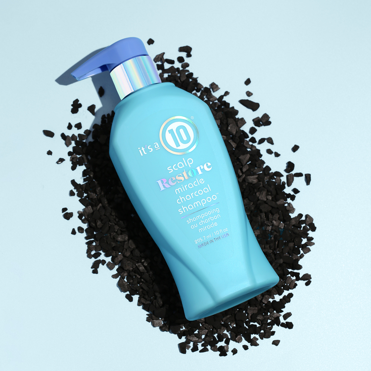 Scalp Restore Miracle Charcoal Shampoo humecta el cabello