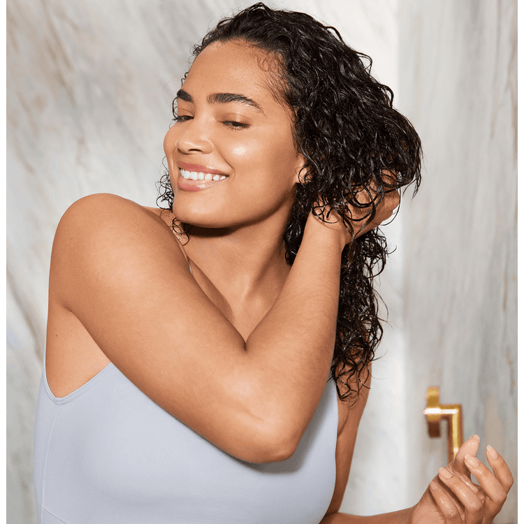 Unbreakable Bonds Bond Building Shampoo limpieza y protección al cabello