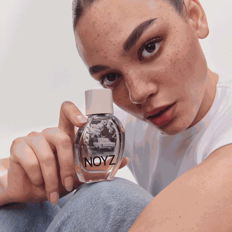 Detour - Eau de Parfum, leche de fina fragancia para verter, primera en su tipo