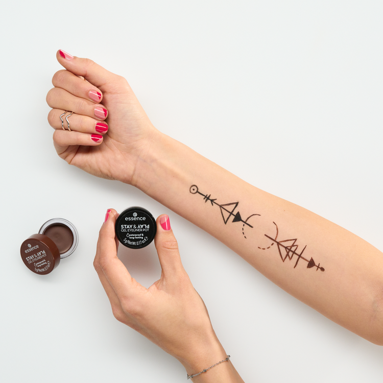 Stay & Play Gel Eyeliner Pot Delineador multiusos