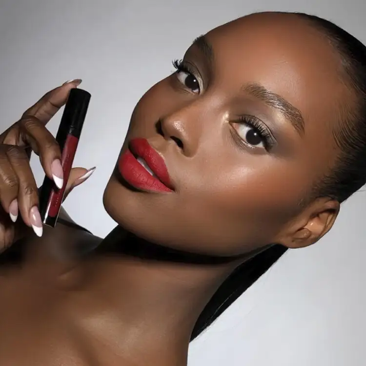 LiquiLUST Legendary Wear Matte Labial Líquido