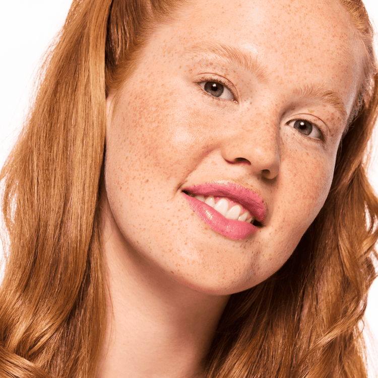 Flawless Skin Trio Loose Setting Powder Polvo + bronceador matifica, corrige y fija