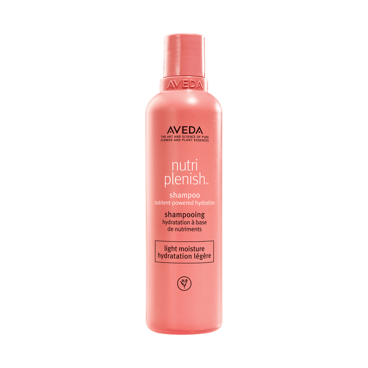 Nutriplenish Shampoo hidrata y nutre el cabello seco y opaco