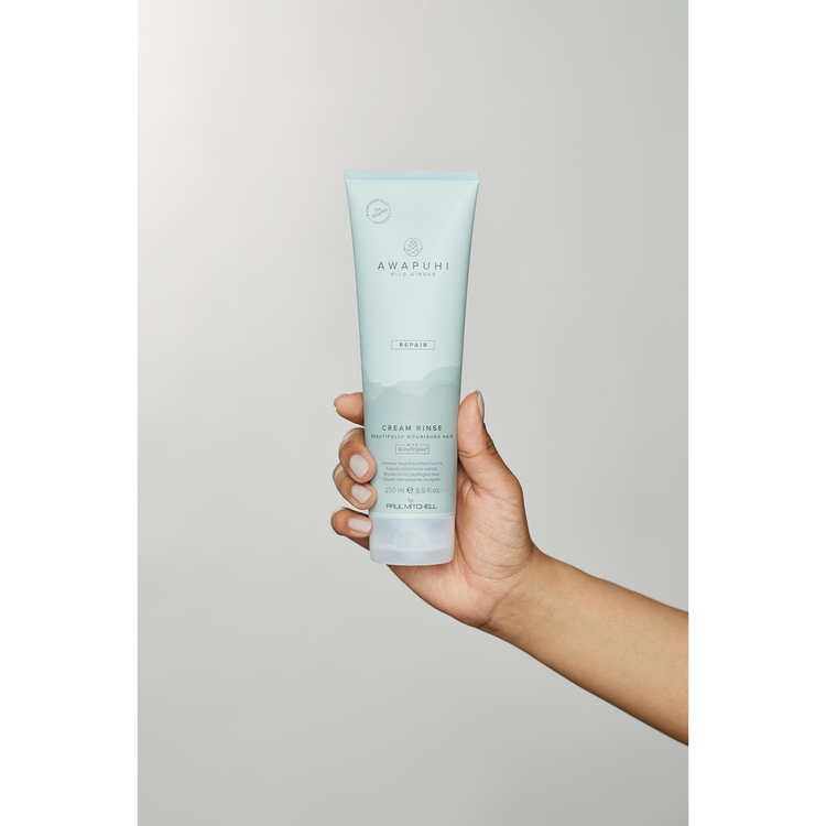 Awapuhi Wild Ginger Acondicionador suaviza el cabello