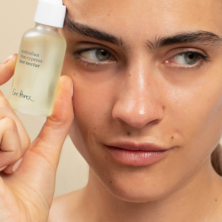 Néctar facial de ciprés azul australiano - Reduce signos de piel deshidratada