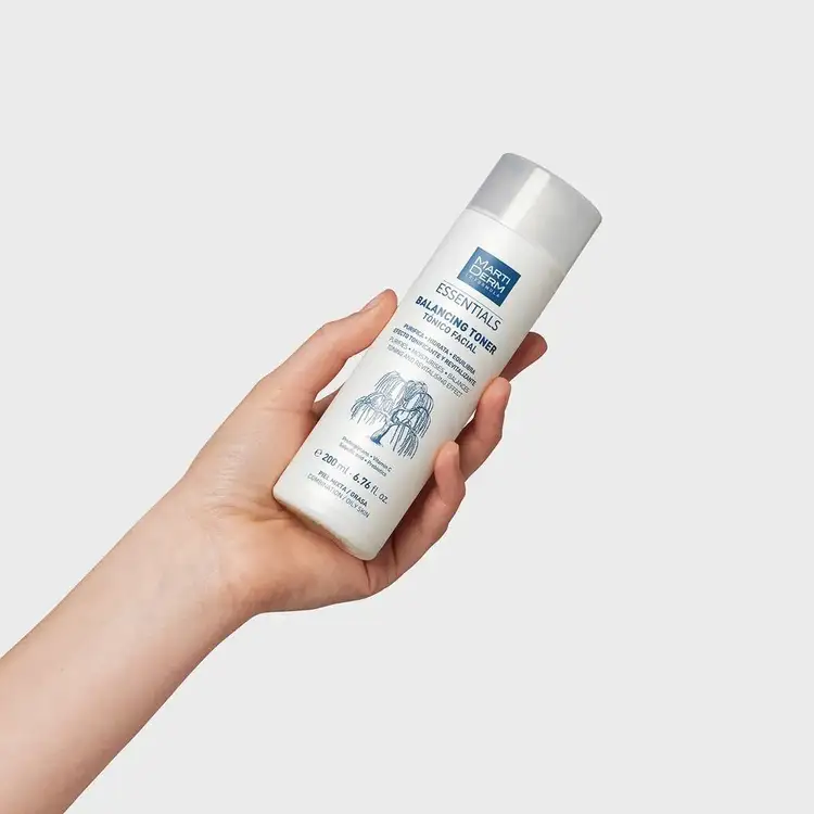 Balancing Toner Tónico equilibra, purifica e hidrata piel
