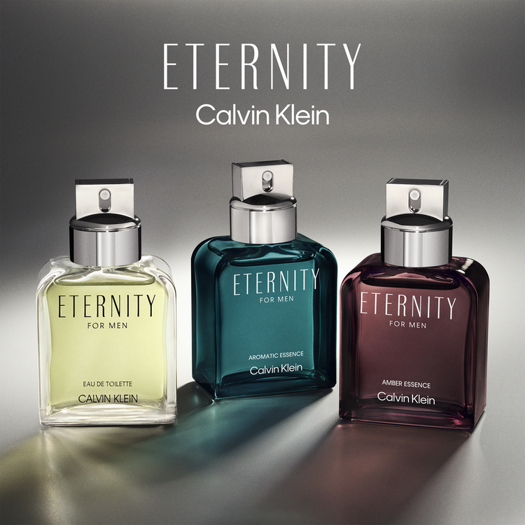 Eternity For Men Aromatic Essence - Eau de Parfum, aporta un sentido de intriga a las interpretaciones previas de la atemporal fragancia