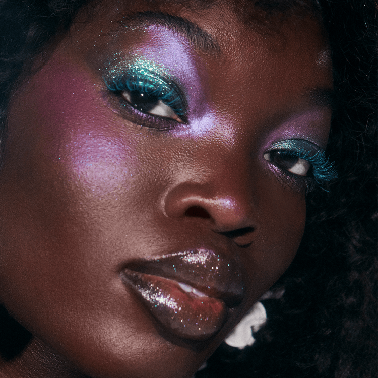 Light Trap Duochrome Highlighter - Polvo luminoso, brillo duocromo que cambia de color