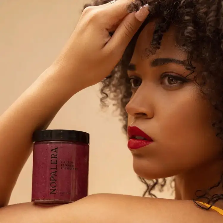 Flor de Jamaica Exfoliante corporal suave e hidratante