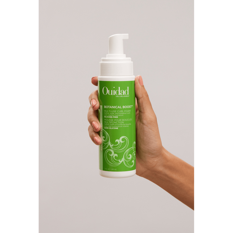 Botanical Boost Multi-Use Curl Espuma multifuncional ideal para rizos