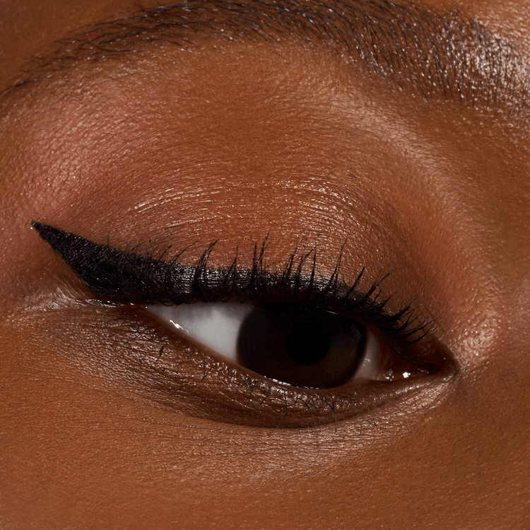 Quick Wing! Stamp Eyeliner Delineador