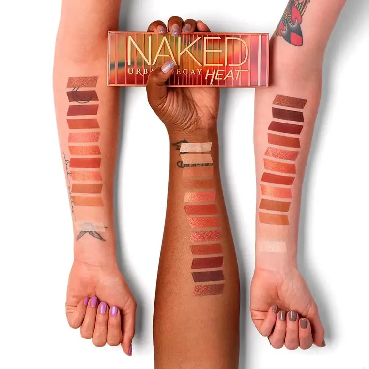 Naked Heat Palette Paleta de sombras tonos mate y luminosos
