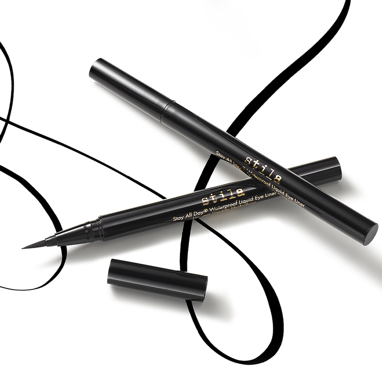 Stay All Day Waterproof Delineador de ojos precisión micro para delineados perfectos.