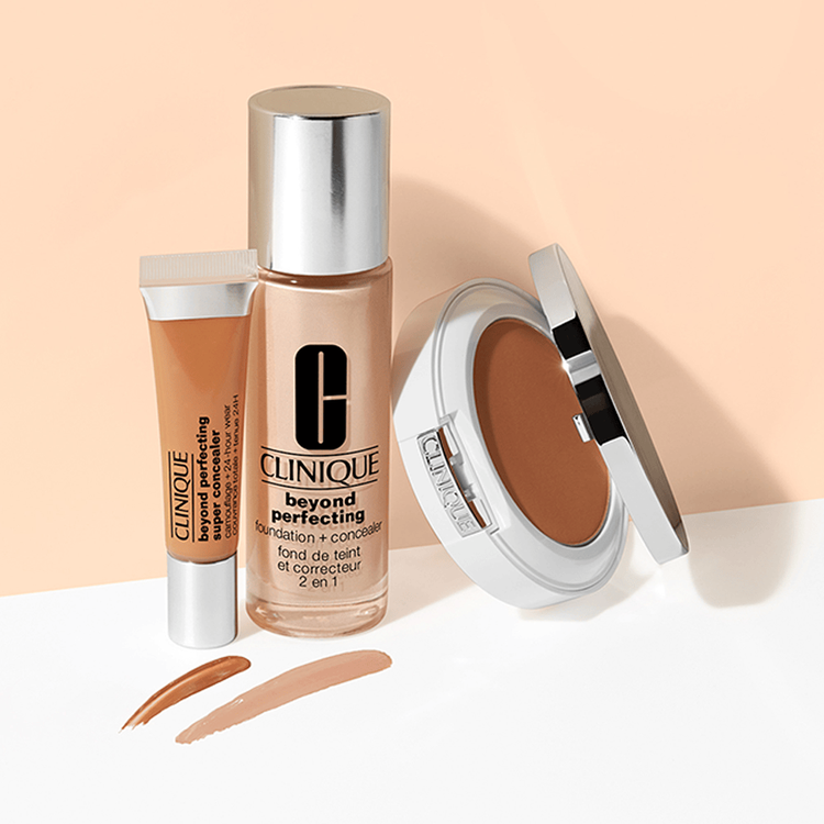 Beyond Perfecting™ - Base de maquillaje