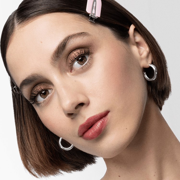 Idôle Tint Sombra de ojos líquida aplicador doble para ojos, rubor y delineado