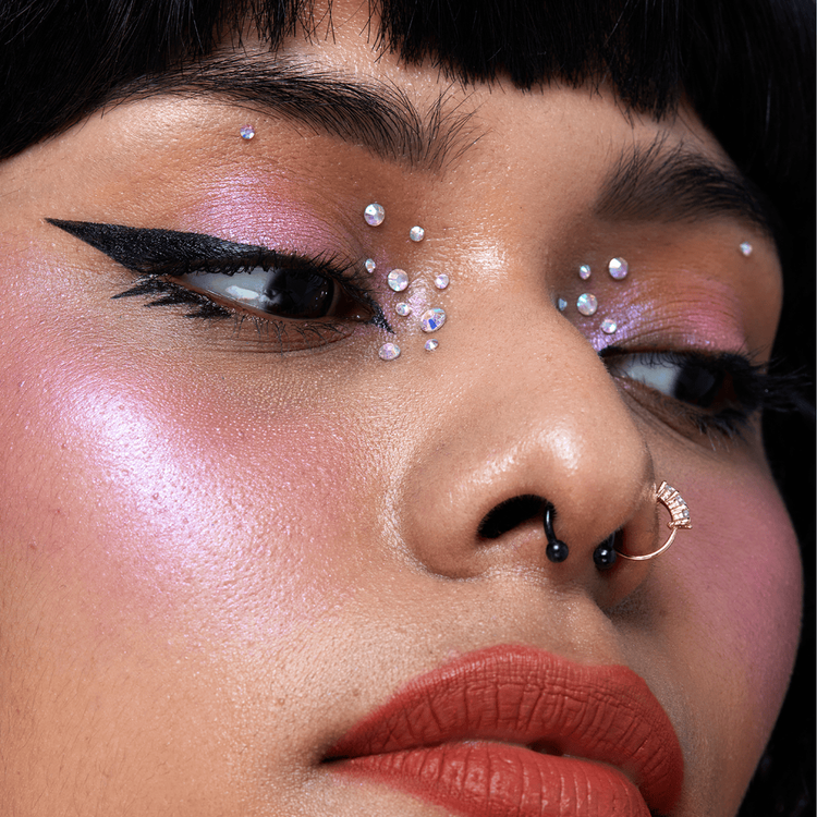 Magic Flik Eyeliner Delineador en pluma delineador en pluma ultra audaz